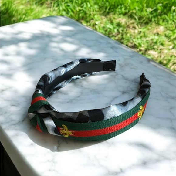 Stylish Green and Red Headband - Picture 1 of 1